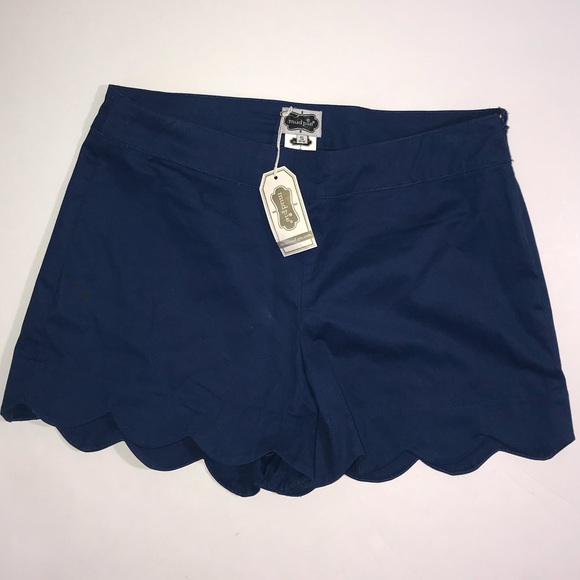 Mud Pie Pants - Mudpie Blue Scallop Shorts Size Small NWT